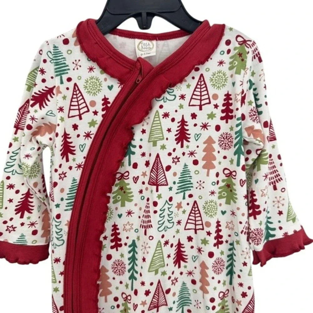 Tesa Babe Christmas Tree‎ Print Bamboo Ruffle Zipper Footed Pajamas 9-12M NWT